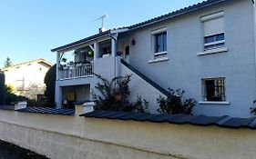 T1 bis indépendant dans maison individuelle